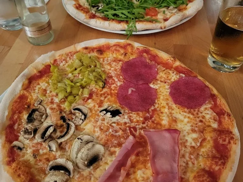 Coccinella Holzoffenpizza