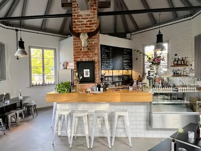 Eight Corners Kaffebar /Bistro