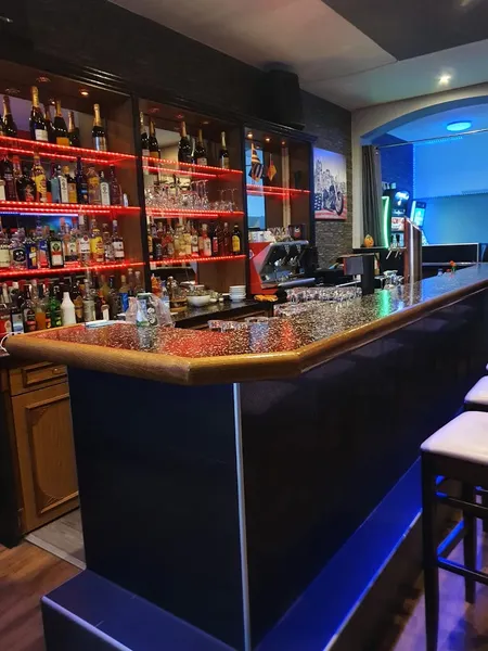 Ichnos Bar