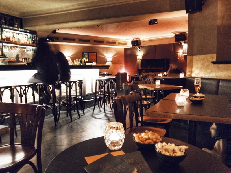 Bar Gabányi