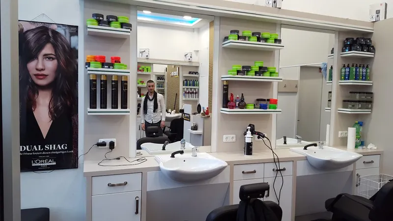 In Cut friseur
