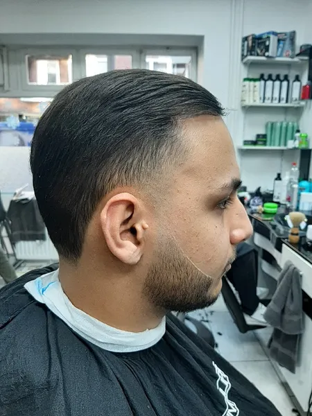 Style 96 Herren Friseur