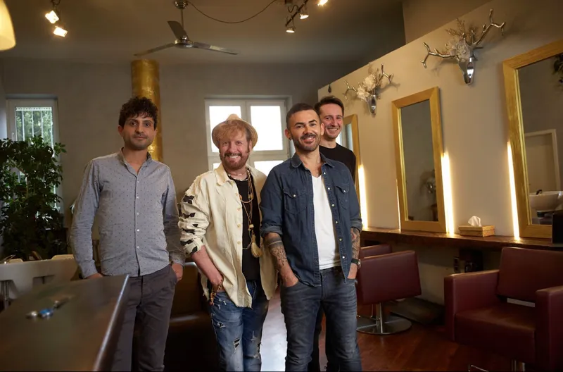 El Corte Hairlounge