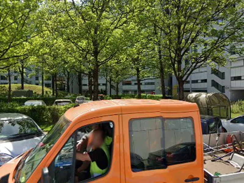 Herr Andreas Morakis