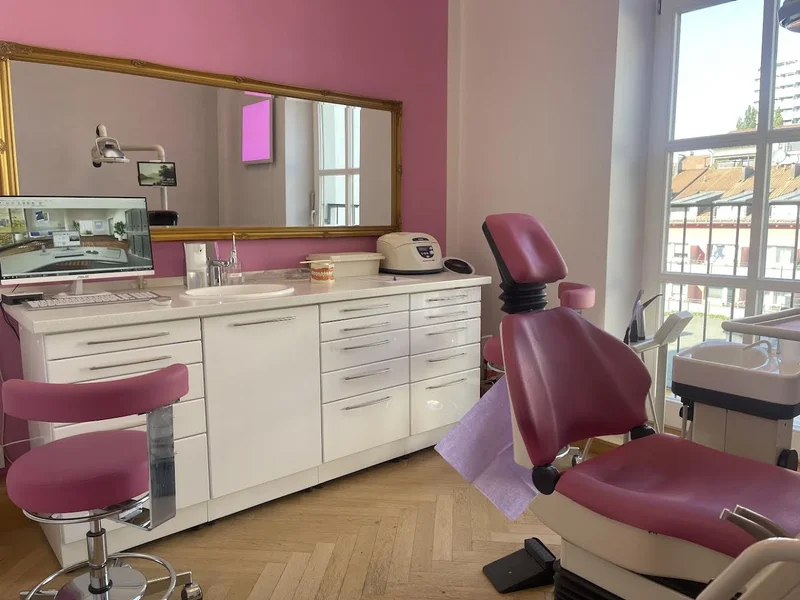 Zahnarztpraxis Dr. Apostolidis