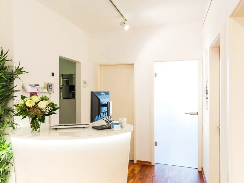 Zahnarztpraxis am Glockenbach ZA Jochen Motz