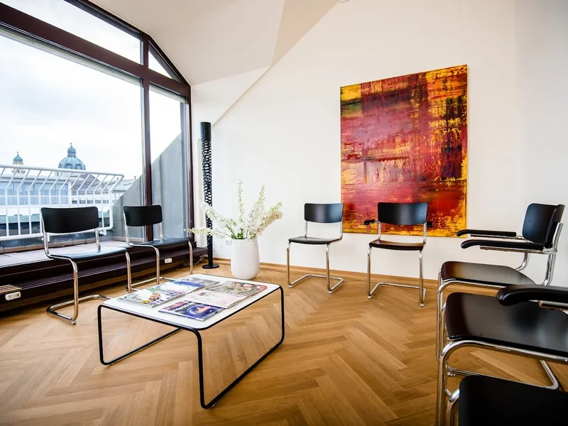 Privatpraxis Hautarzt / Dermatologe am Maximiliansplatz - Dr. med. Regina Ramesohl