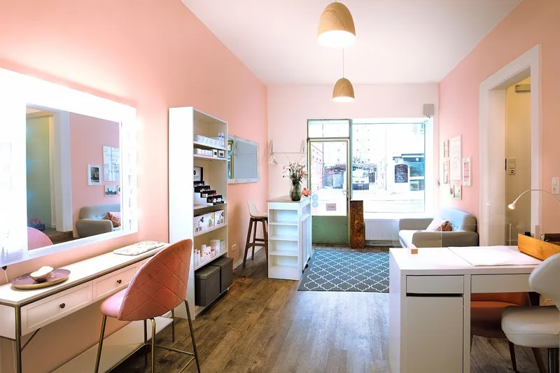 Maria Tavridou Kosmetik & Make Up Studio