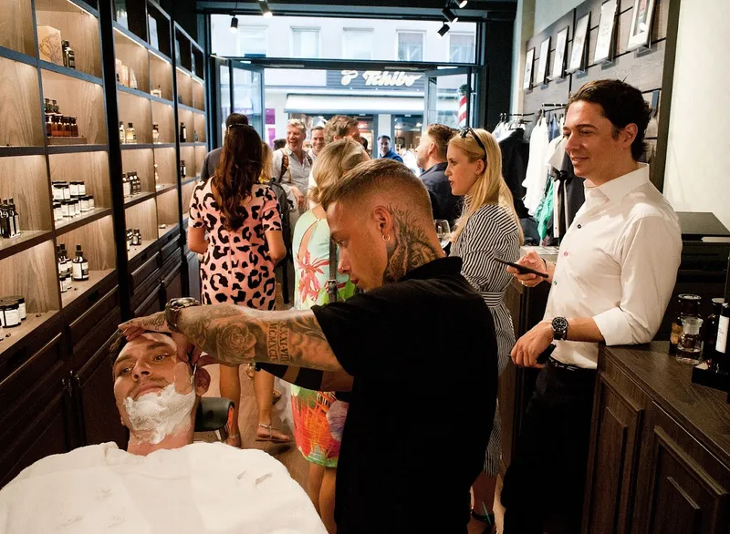 BULLFROG Barbershop