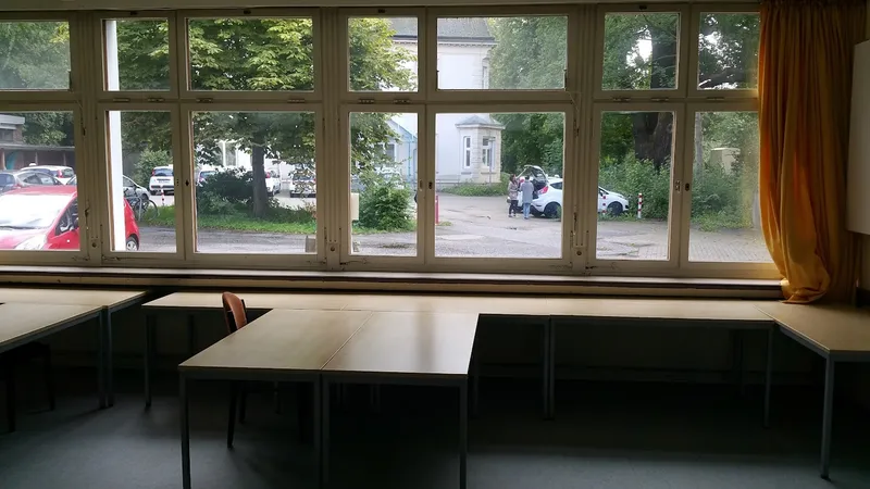 Alte Schule Niendorf - Hilfe Für Flüchtlinge