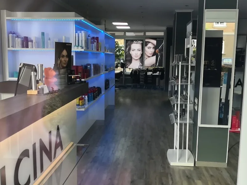 Lockschuppen - Die Friseure