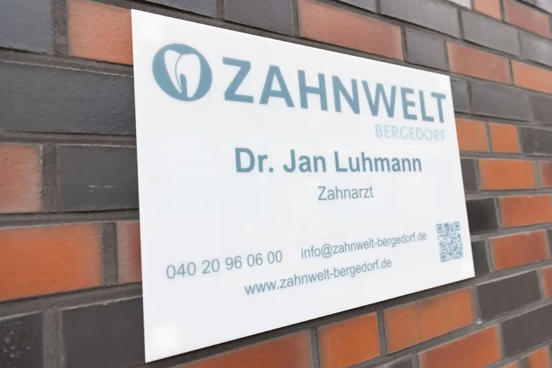 Zahnwelt Bergedorf - Dr. Jan Luhmann