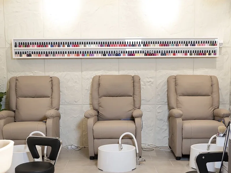 Lala Nailbar & Design