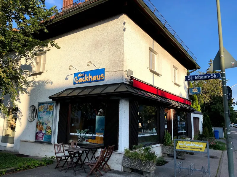 Backhaus Khan