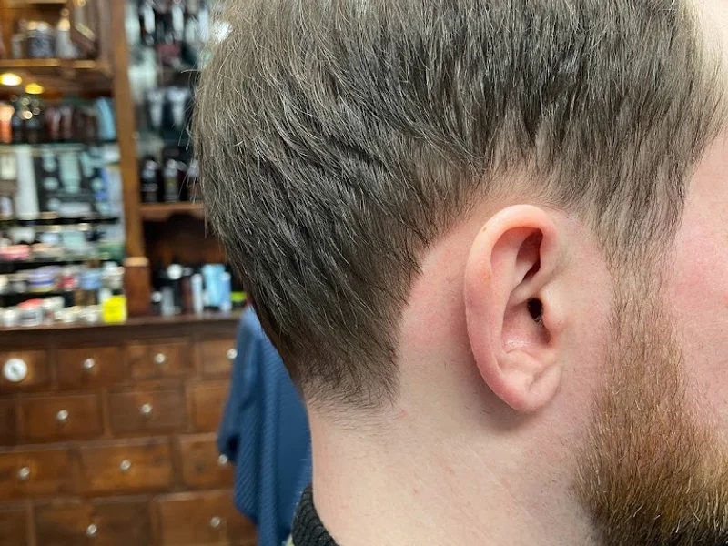 Söhne und Väter Herrenfriseure