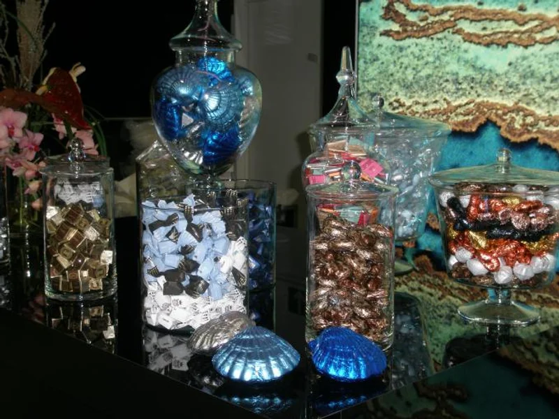 B.Sweet Feine Schokoladen & Süsswaren Feine Wäsche