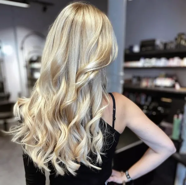 Frisierbar Ottensen - Hairdresser & Cafe