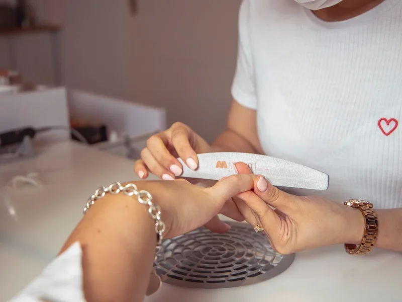 Nalaco Beauty - Nagelstudio & Kosmetikstudio - Evers München Allach