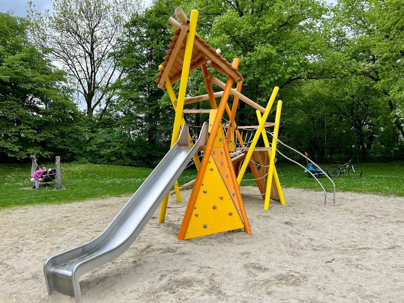 Kinderspielplatz