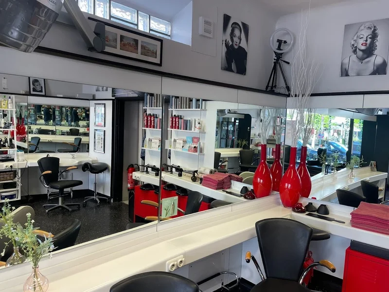 Linie 2 Friseur
