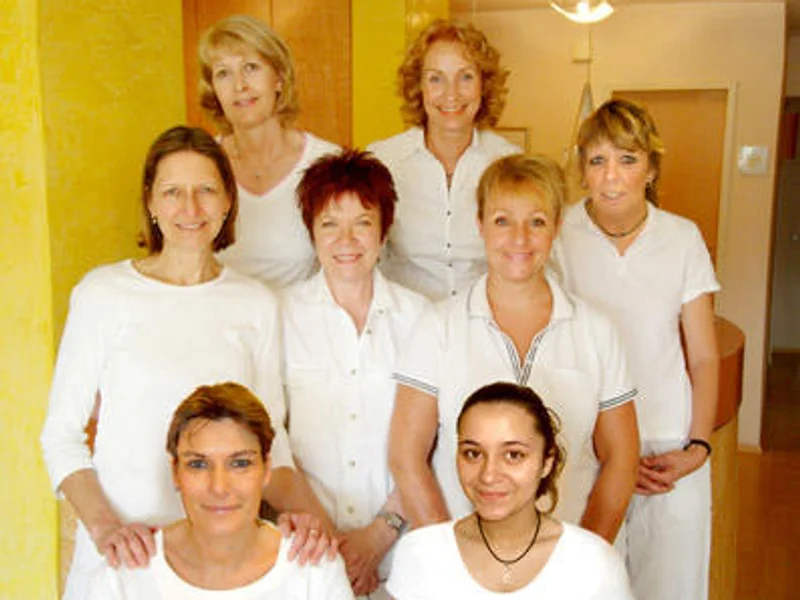 Zahnarztpraxis - Dr. Dietlinde Bergunde und Dr. Karla Wallrabenstein