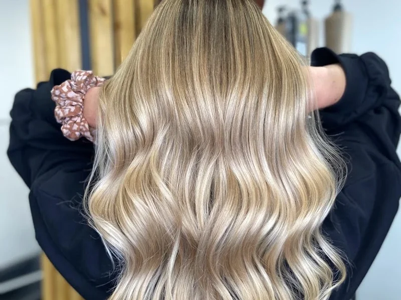 Schöne Köpfe | Balayage | Extensions | Hamburg