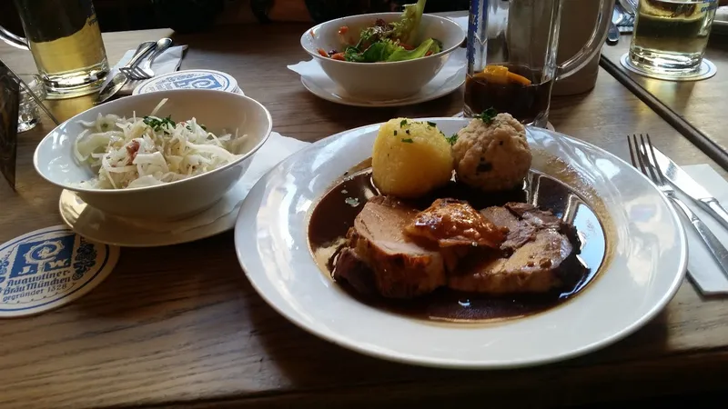 Tattenbach Wirtshaus & Stüberl