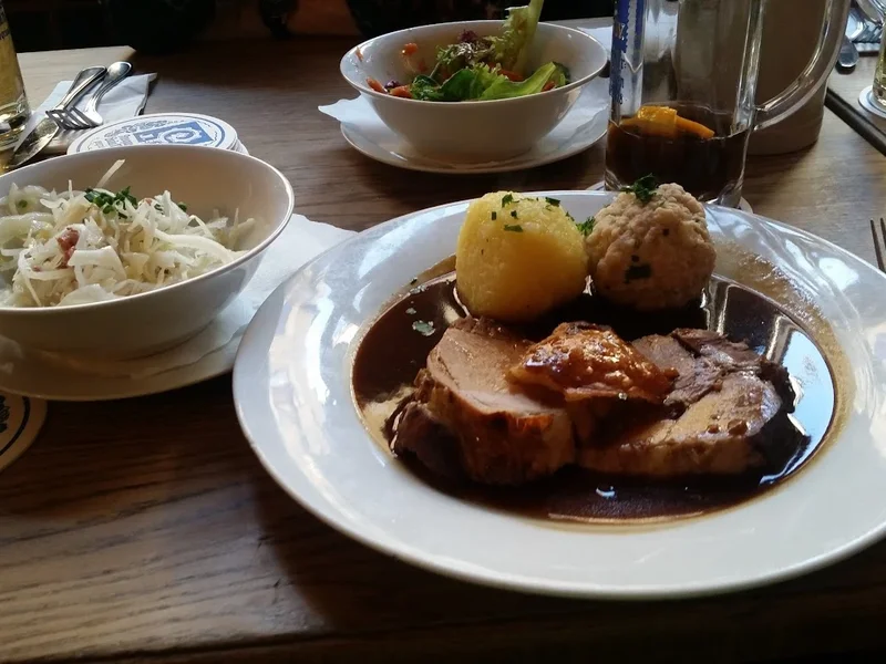 Tattenbach Wirtshaus & Stüberl