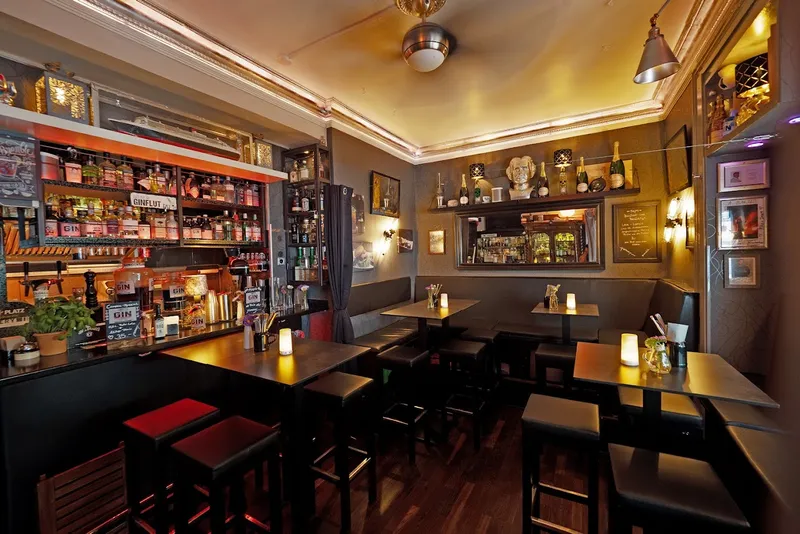 CA-BA-LU Bar - Restaurant