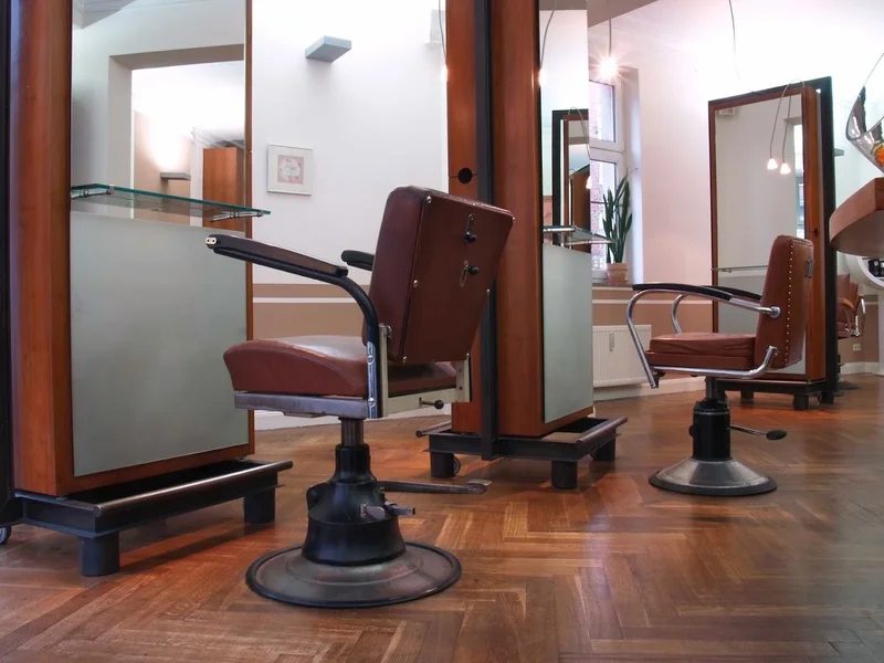 Saint Paul's Friseur