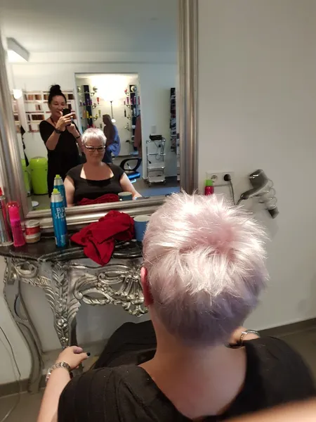 ST.PAULI FRISEUR