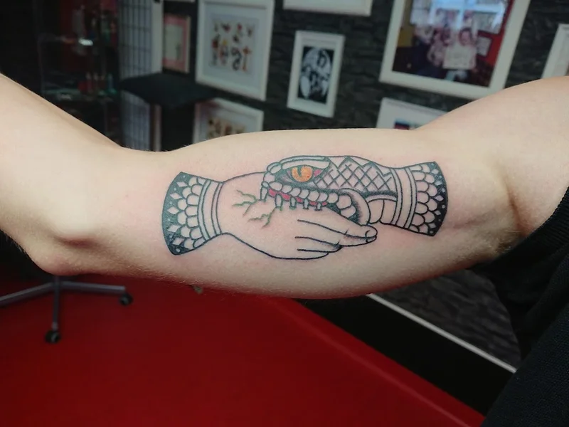 Tattoostudio Dänemark - (Tattoos&Piercings ohne Termin)