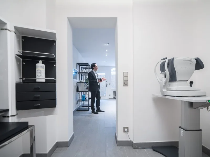 Atelier Dawood Individuelle Kontaktlinsen München