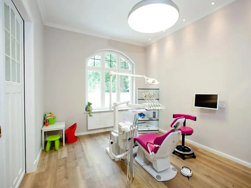 Zahnarztpraxis Hamburg Walddörfer Dr. Susanne Schmid