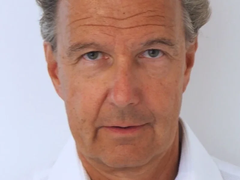 Prof. Dr. med. Stefan Holtmann