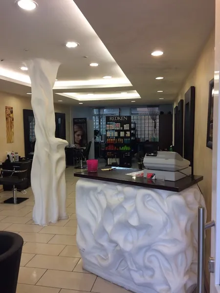 Friseur Ay Cut