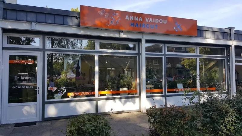 Anna Vaidou Haircut