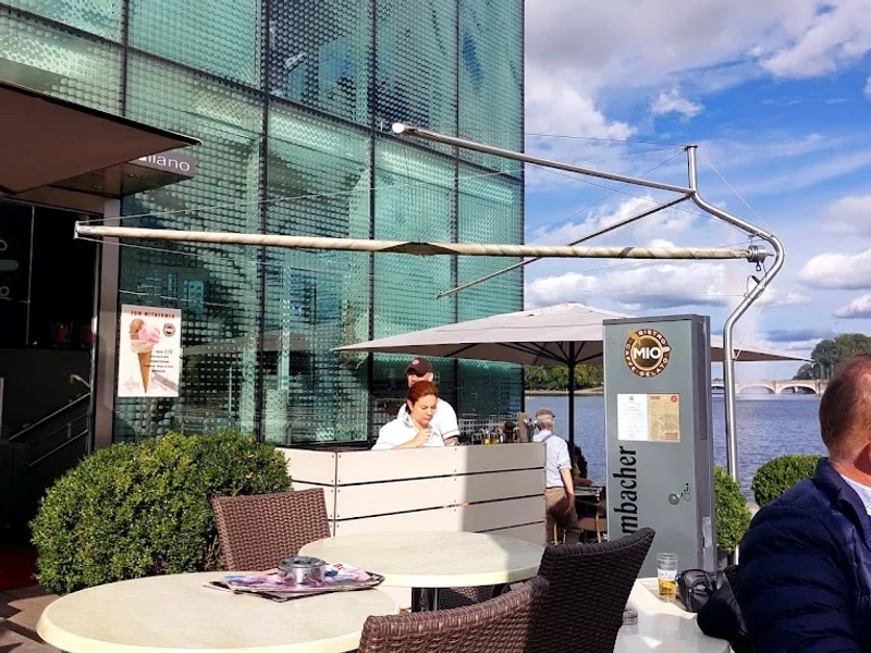 Mio - Bistro Caffè Gelato