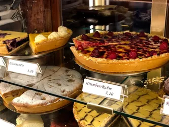 Liste 8 käsekuchen in St. Georg Hamburg