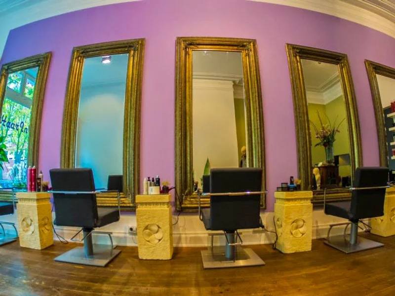 Salon HaarIndo