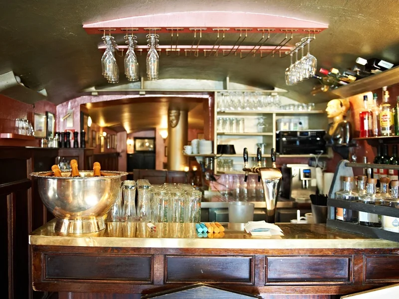 Das Dorf - Herrliche Wiener Schnitzel und andere Leckereien