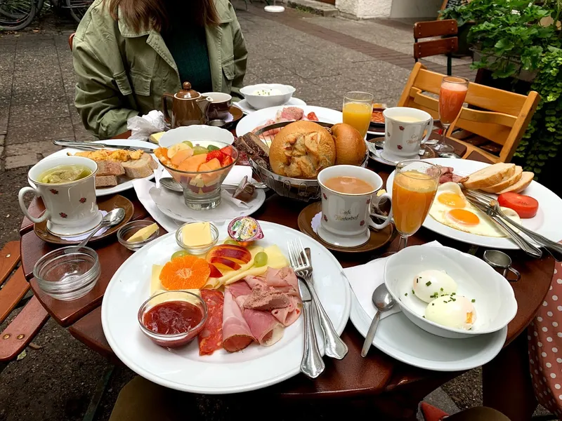 Café im Hinterhof