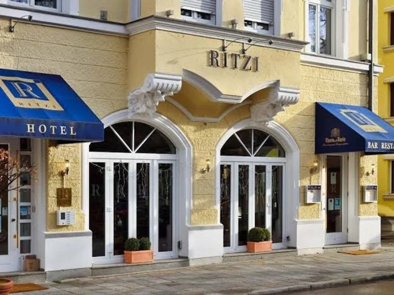 Hotel Ritzi