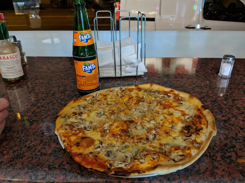 Pizza Tomate München