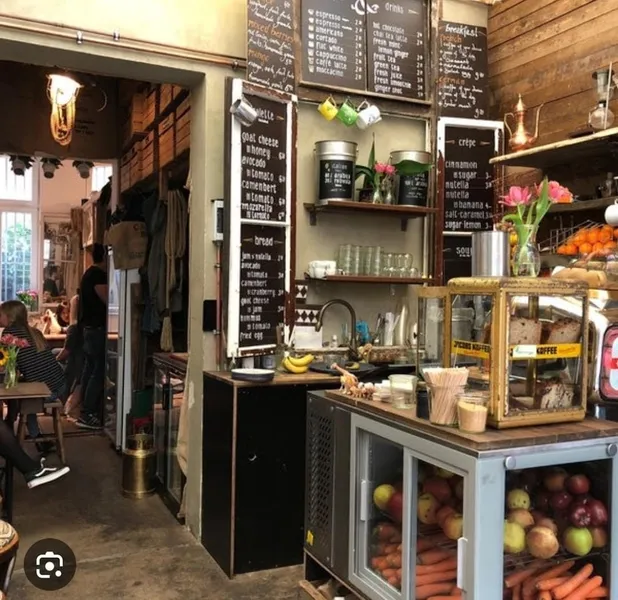 Hommage Café