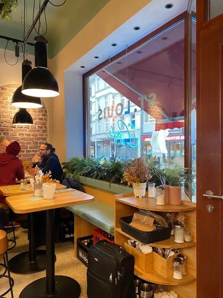 ST. LOUIS Café-Köln