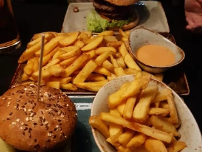 HANS IM GLÜCK - FRANKFURT am Main Braubachstraße