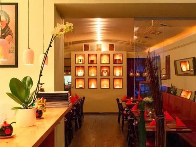 Zhing-Sam Restaurant