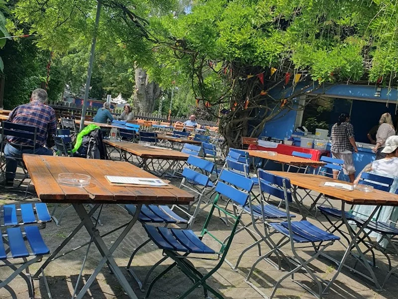 Schwimmbad Rhein-Sommergarten GbR