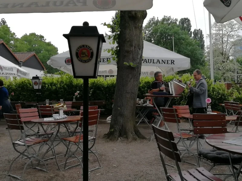 Paulaner Platzhirsch am Main